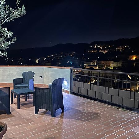 Sesto Piano Apartment 인사이사인발드아노 외부 사진