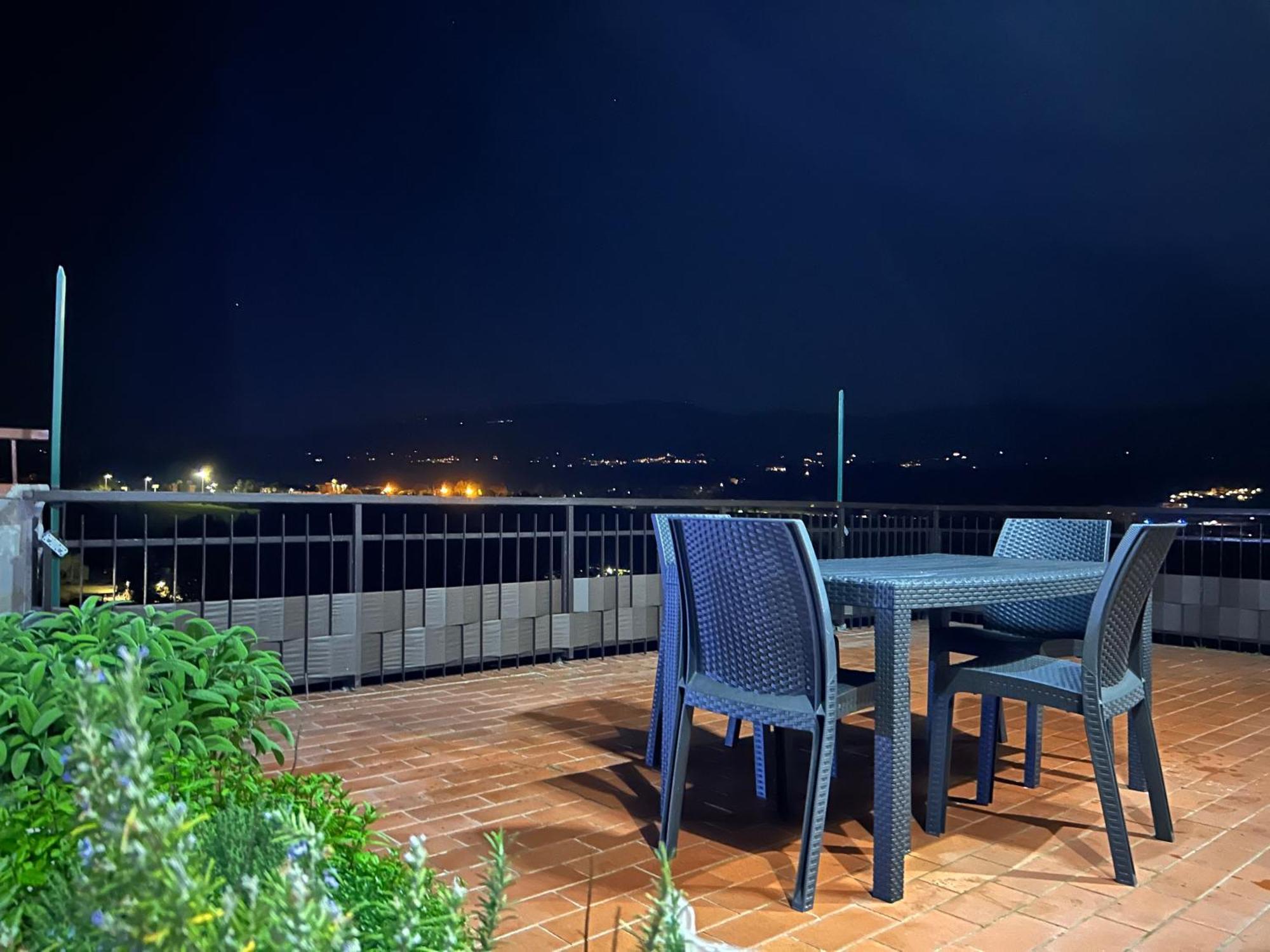 Sesto Piano Apartment 인사이사인발드아노 외부 사진